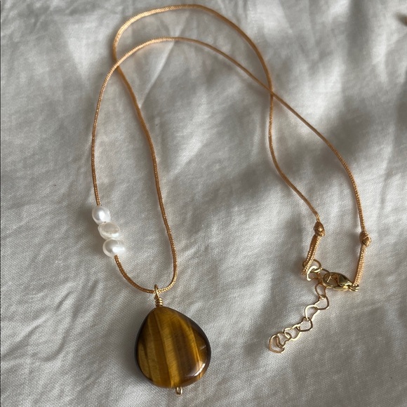 Tiger’s eye Stone Pendant Necklace. Golden - Picture 3 of 5